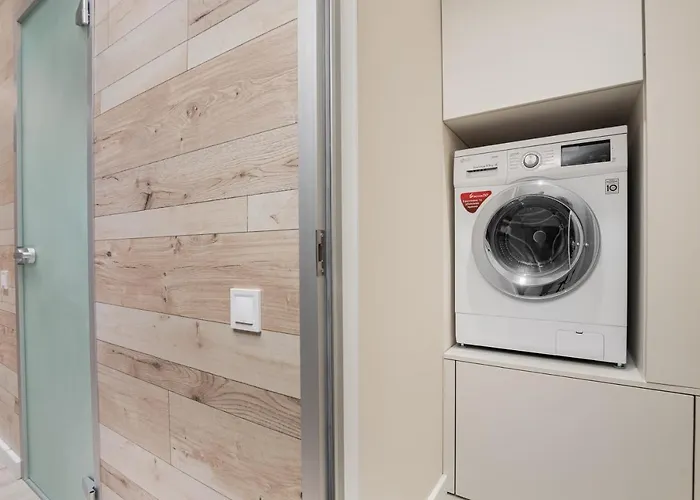 Pearl 45 Panoramic Sea View דירה אודסה